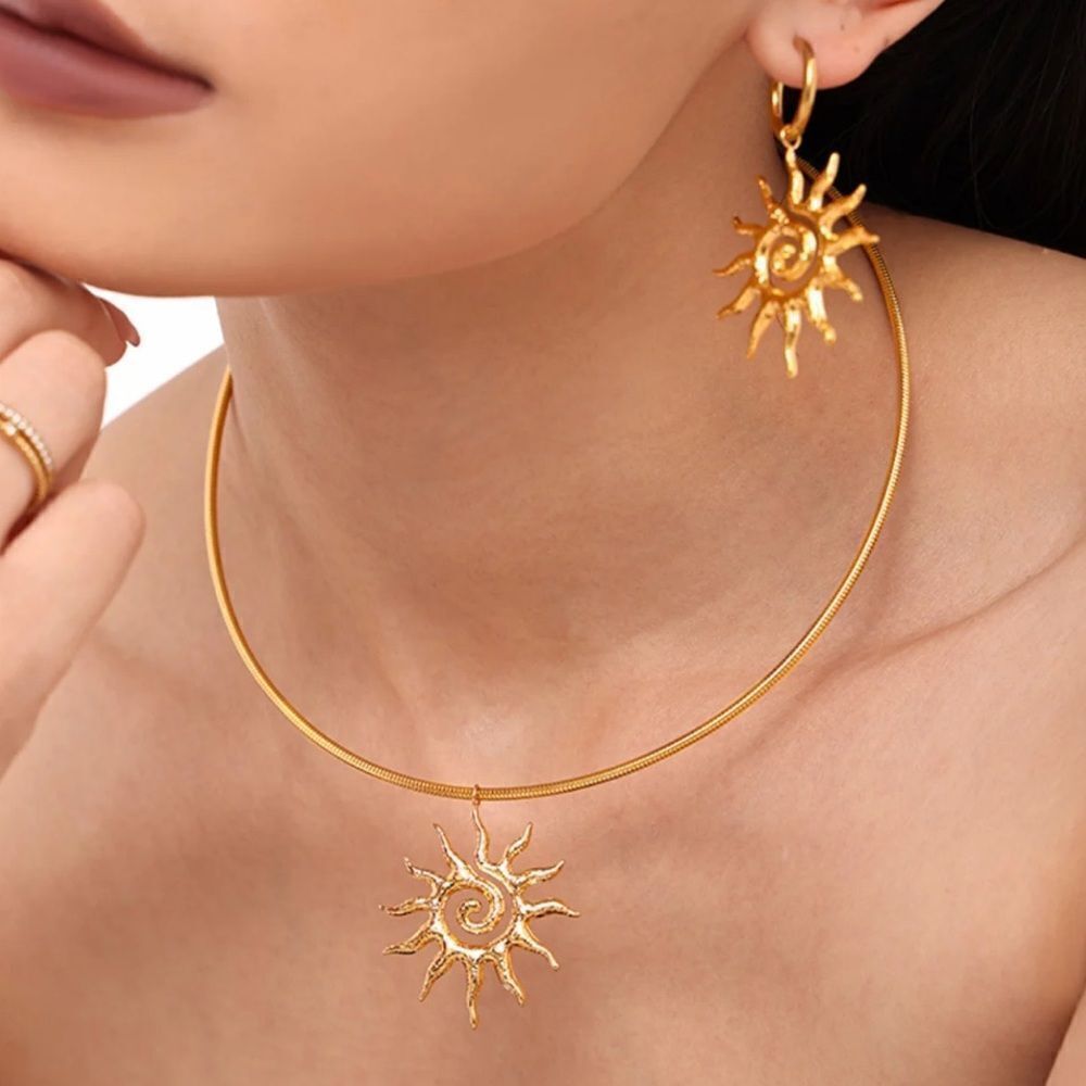 Sun necklace A1142